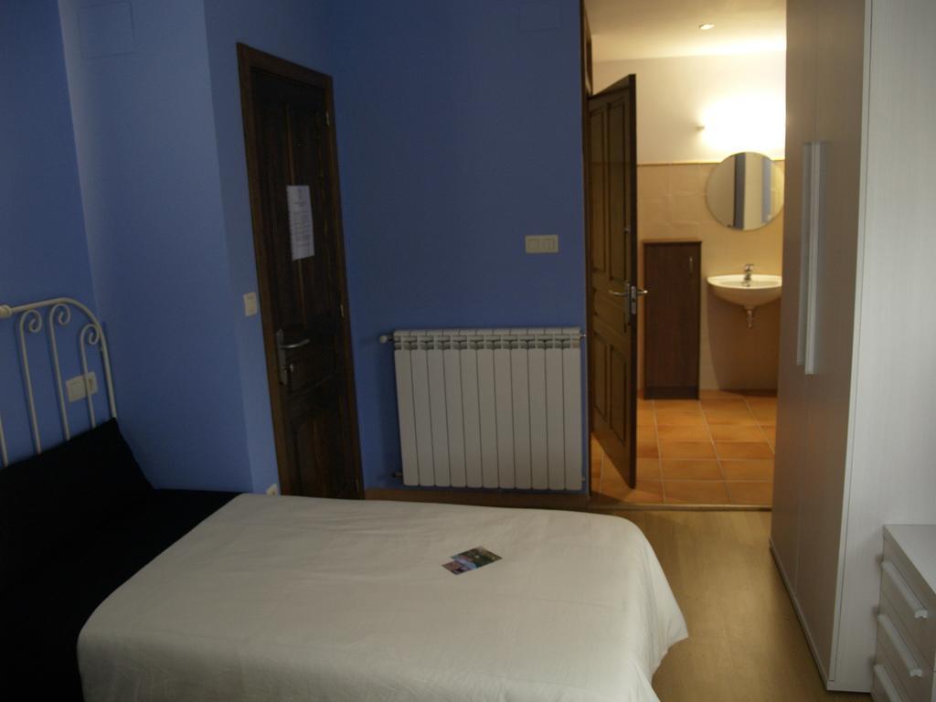 Albergue De Yebra Yebra de Basa Værelse billede